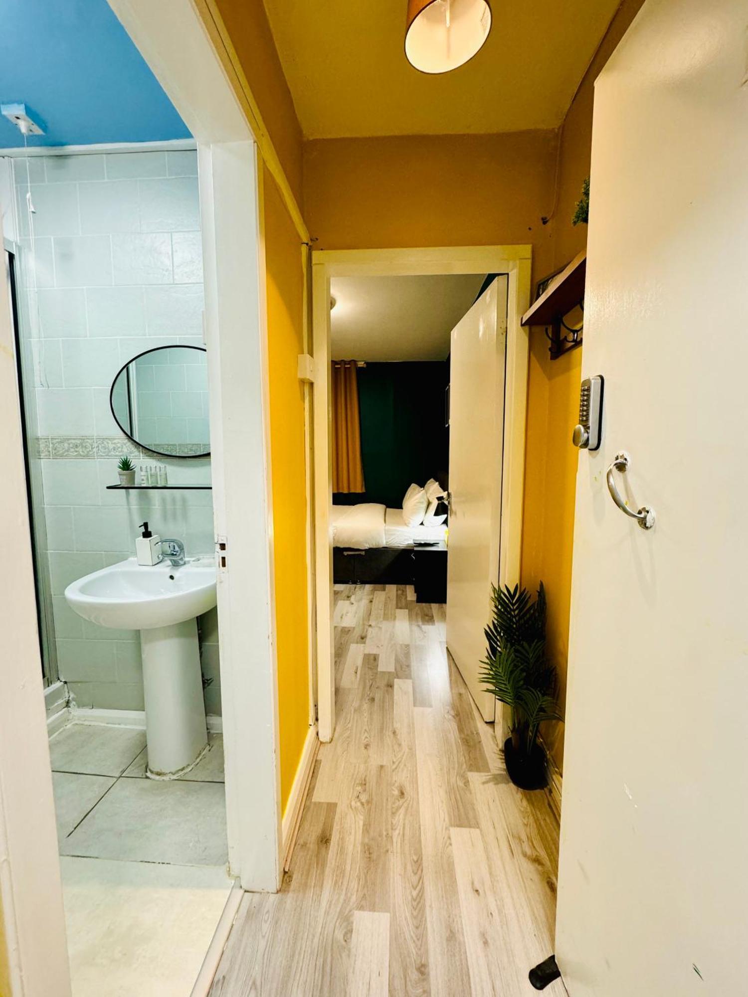 Apartment Unique Flat In 1110 *